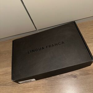Lingua Franca cashmere scarf navy color